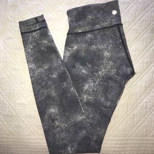 Lululemon leggings